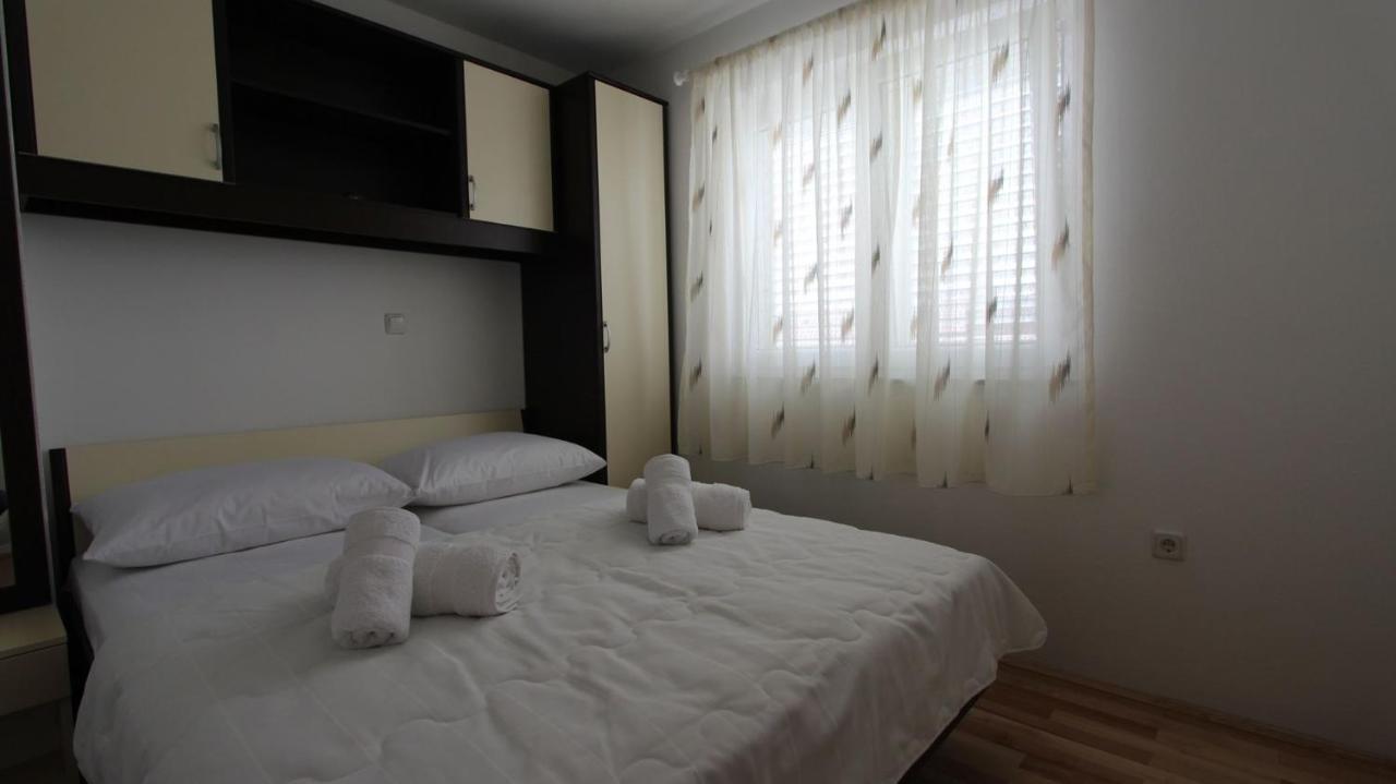Apartments Jela Sveti Vid-Miholjice المظهر الخارجي الصورة